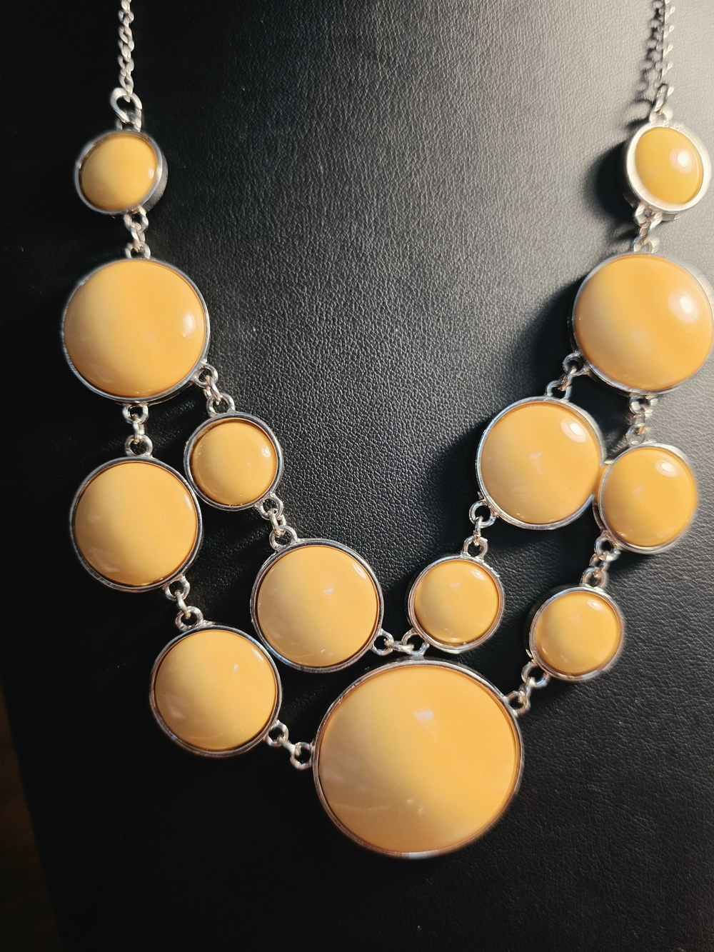 Yellow Layered Circle Necklace Besutiful Color. Boho Vibe. Festival Perfect.
